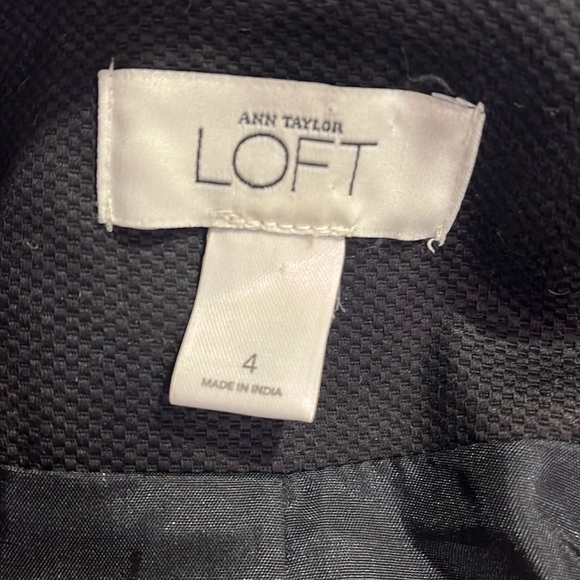 Ann Taylor LOFT Black Back Belted Jacket Sz 4 EUC - Picture 5 of 6